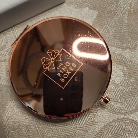 THE RING BOXES MRS.  Compact Mirror New - Picture 6 of 6
